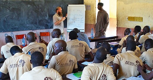 Aufbauphase in Mali - die ersten Jahre - Ausbiidlung